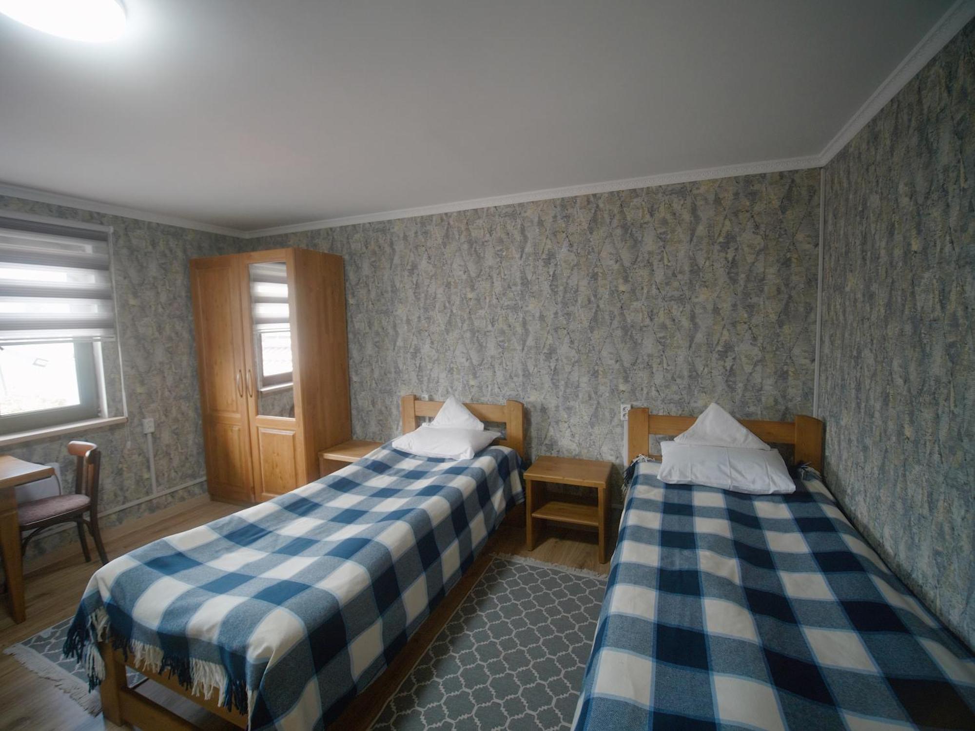 Guesthouse Alakol Каракол Екстер'єр фото