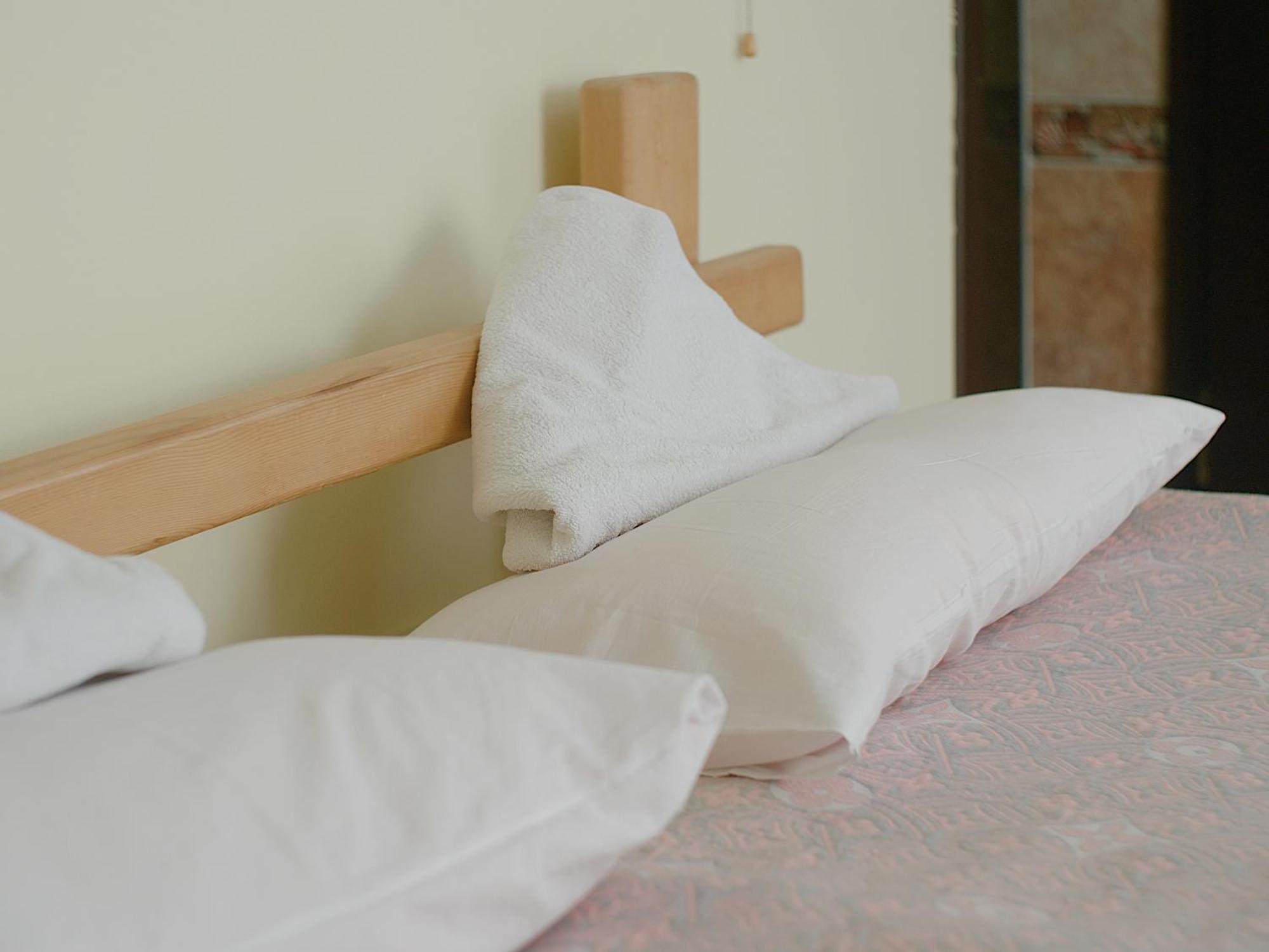 Guesthouse Alakol Каракол Екстер'єр фото