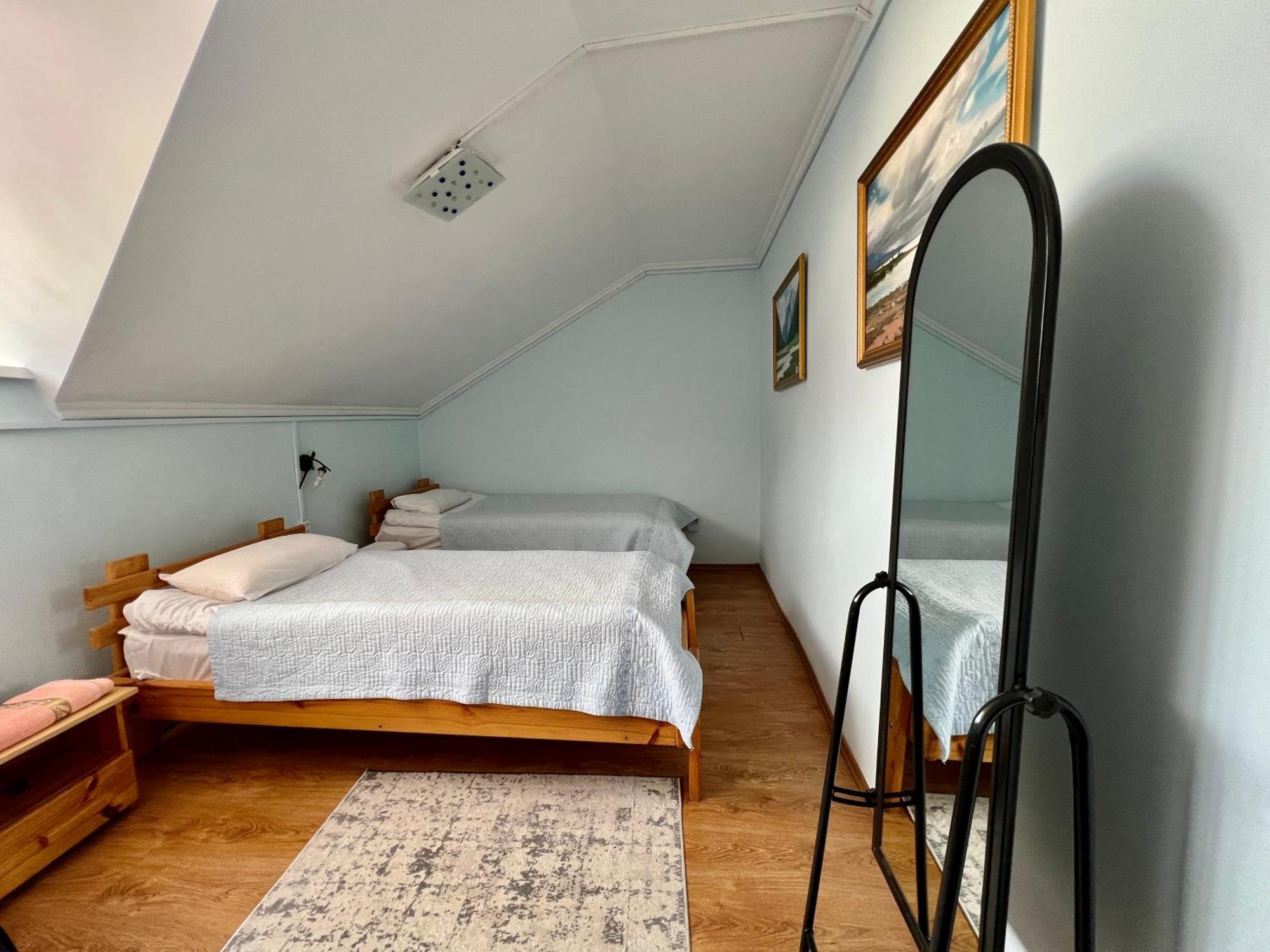 Guesthouse Alakol Каракол Екстер'єр фото