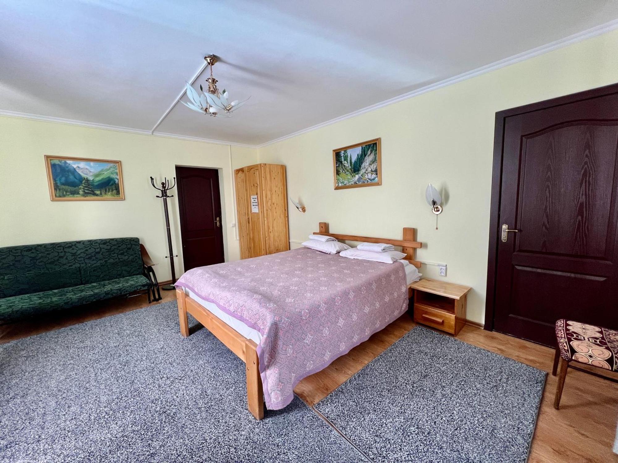 Guesthouse Alakol Каракол Екстер'єр фото